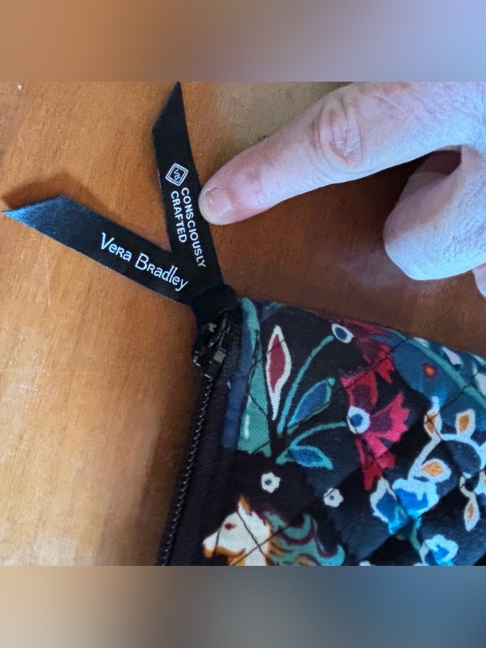 VERA BRADLEY RFID Turnlock Zip Wallet ‘Enchantment’ Horse Fox Bird NEW $95 - Picture 6 of 9